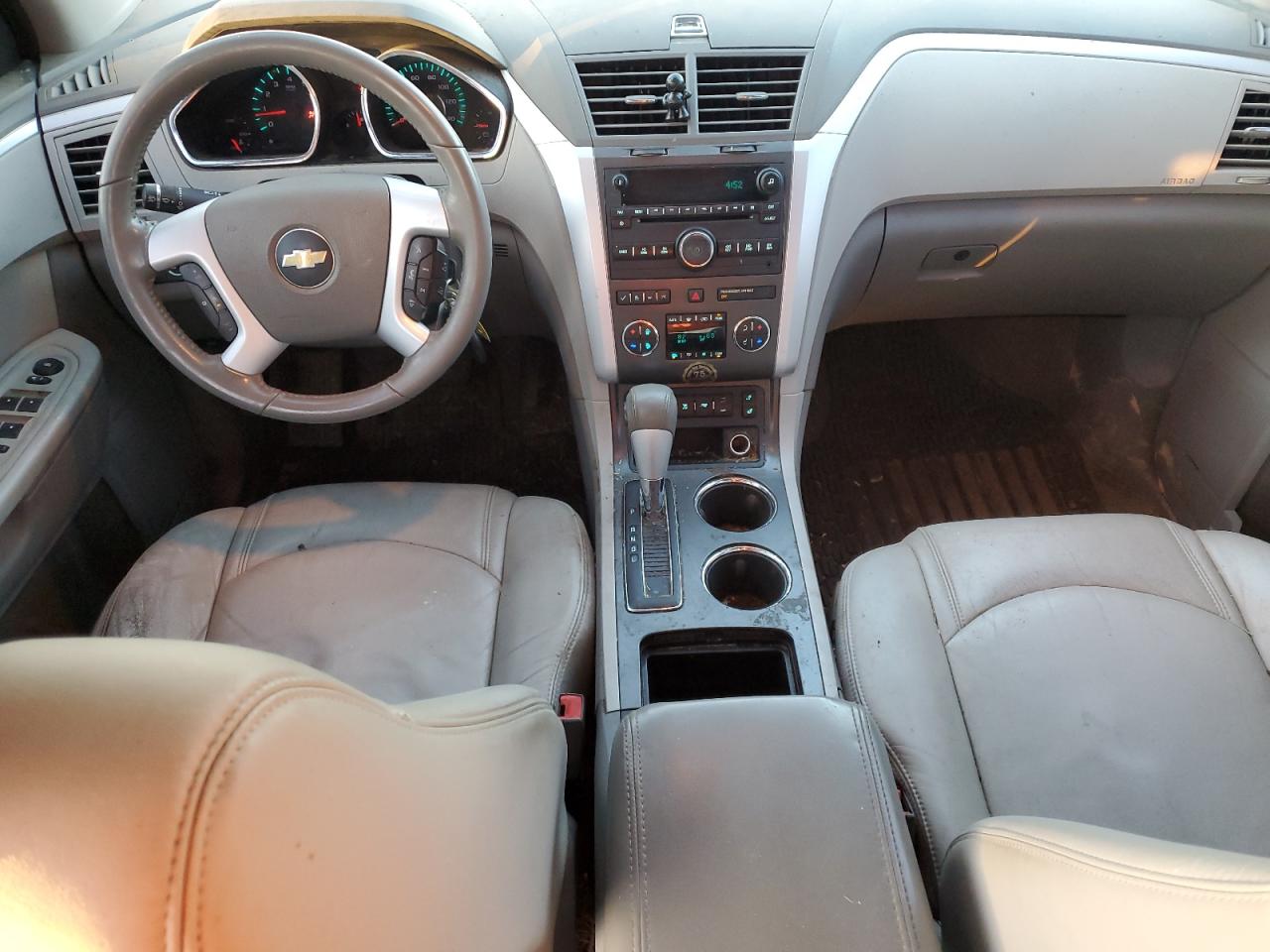 2011 Chevrolet Traverse - Image 8