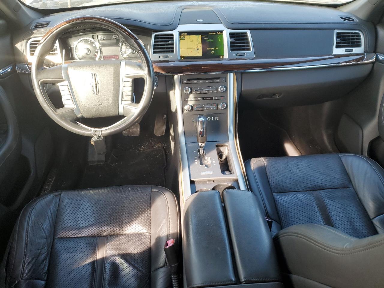 2009 Lincoln MKS - Image 8
