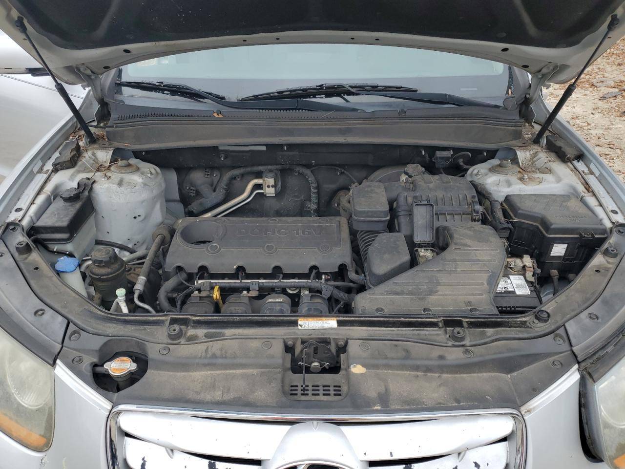 2011 Hyundai Santa Fe - Image 12