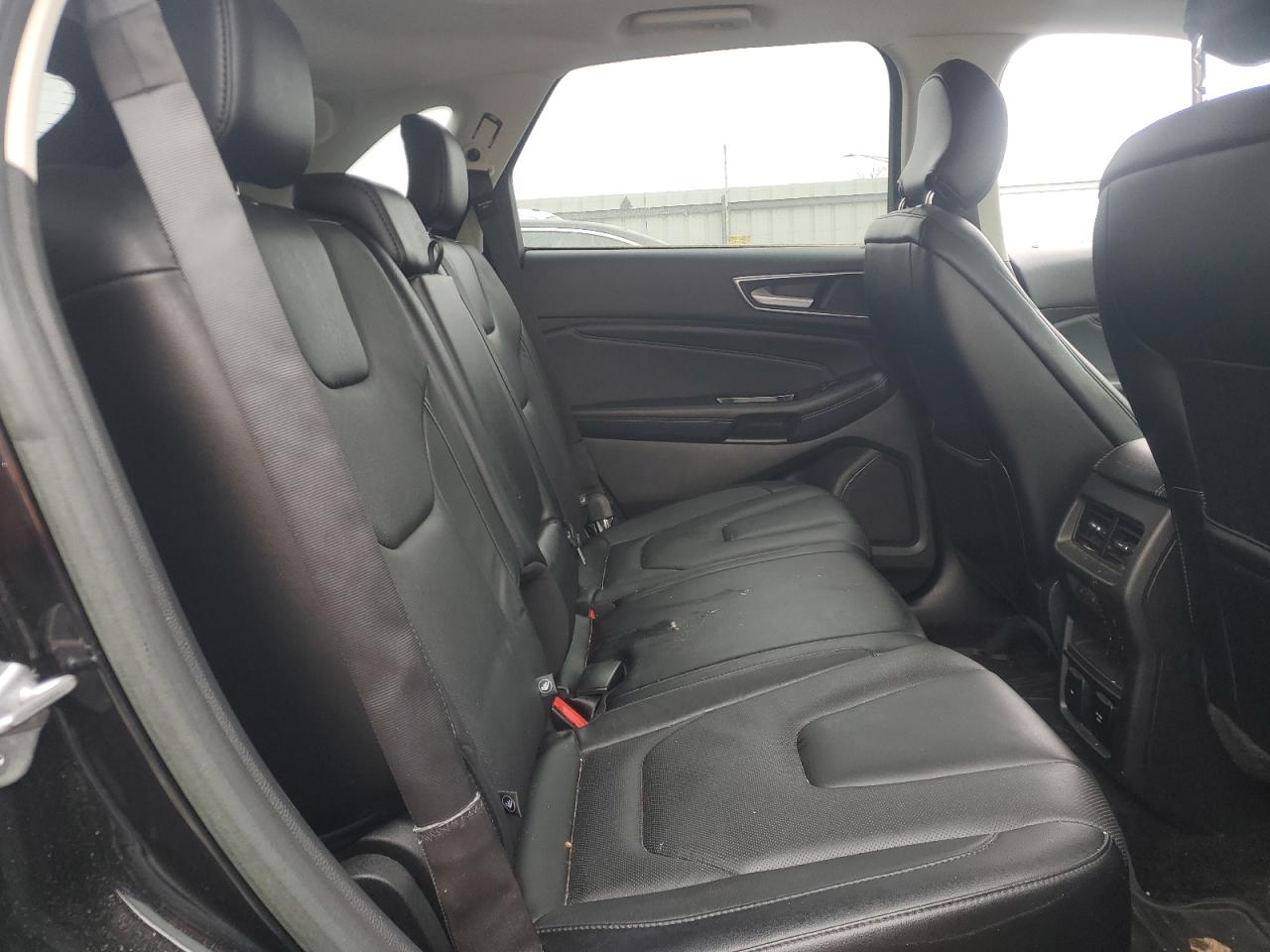 2016 Ford Edge - Image 11