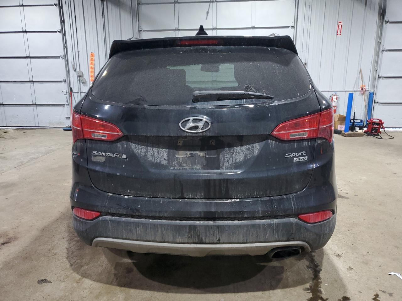 2013 Hyundai Santa Fe - Image 6