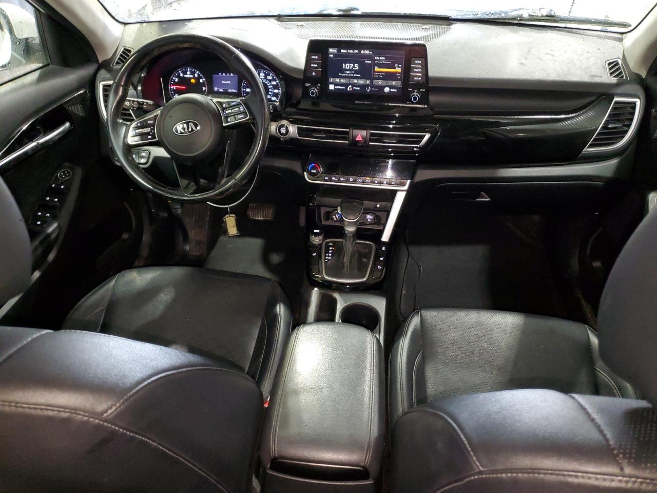 2021 Kia Seltos - Image 8