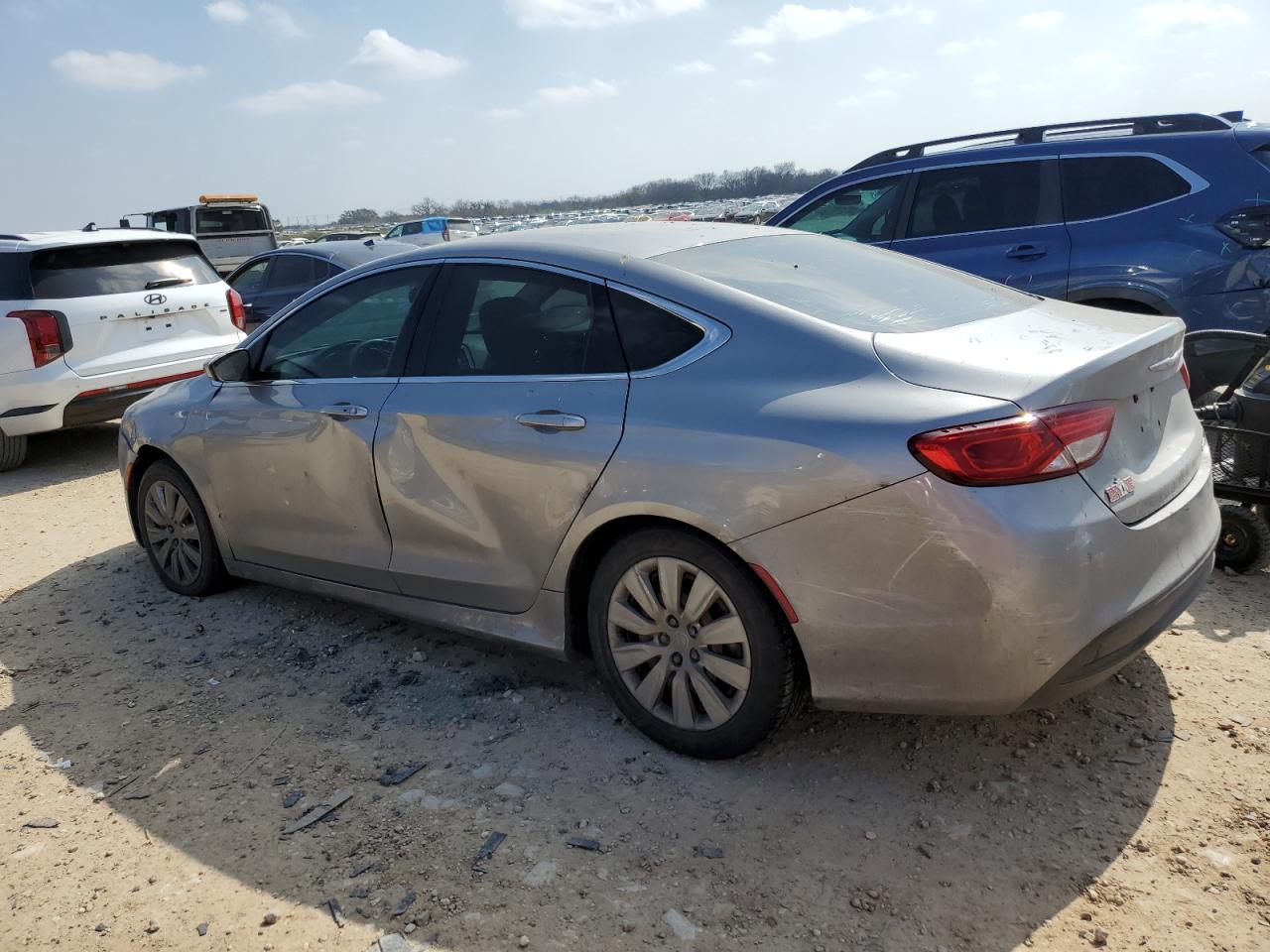2016 Chrysler 200 - Image 2