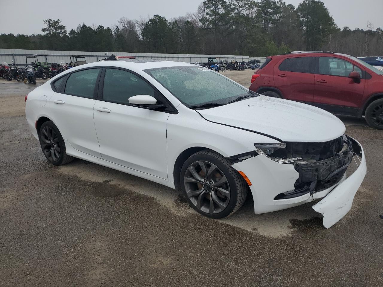 2015 Chrysler 200 - Image 4