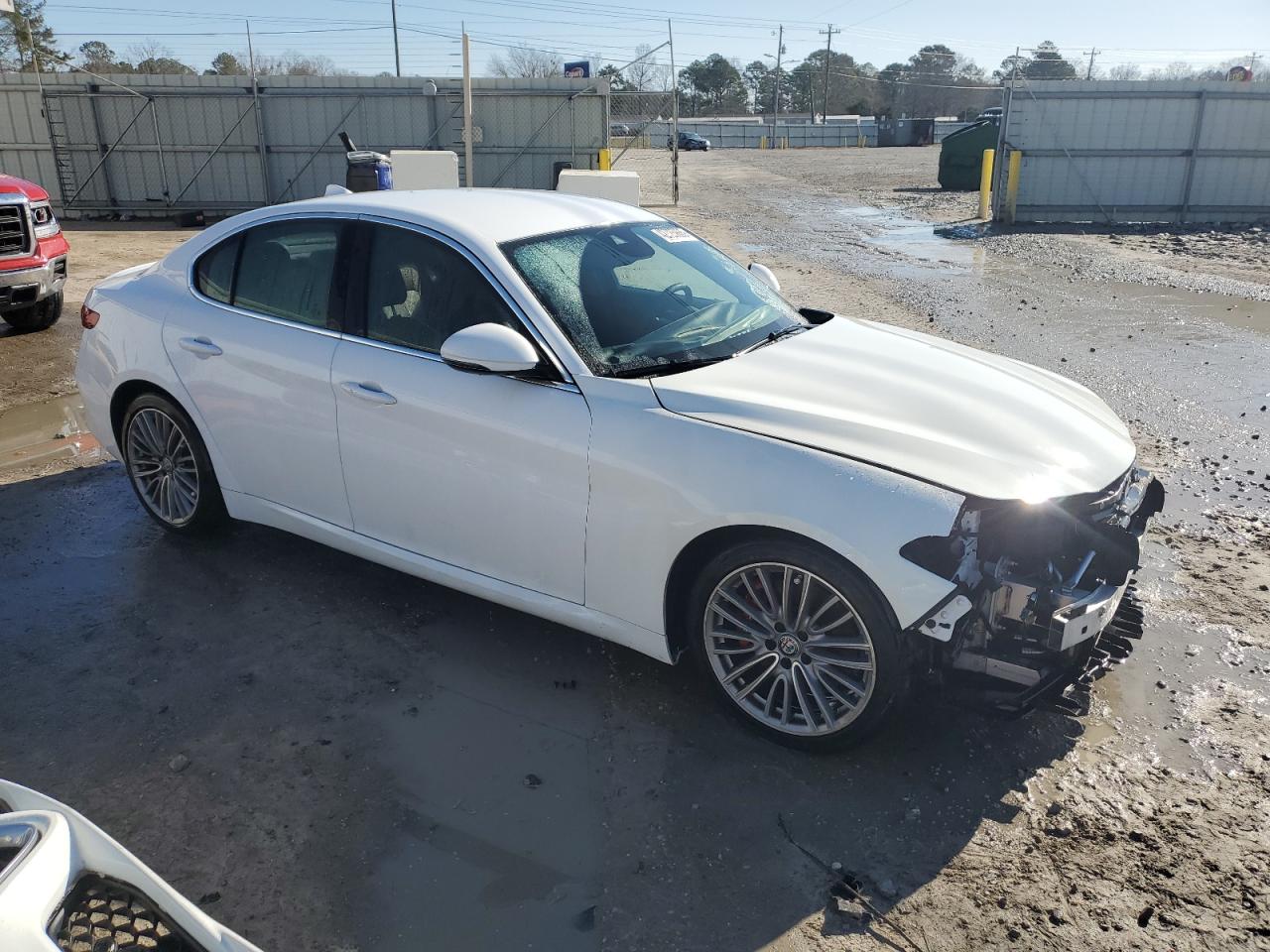 2017 Alfa Romeo Giulia - Image 4