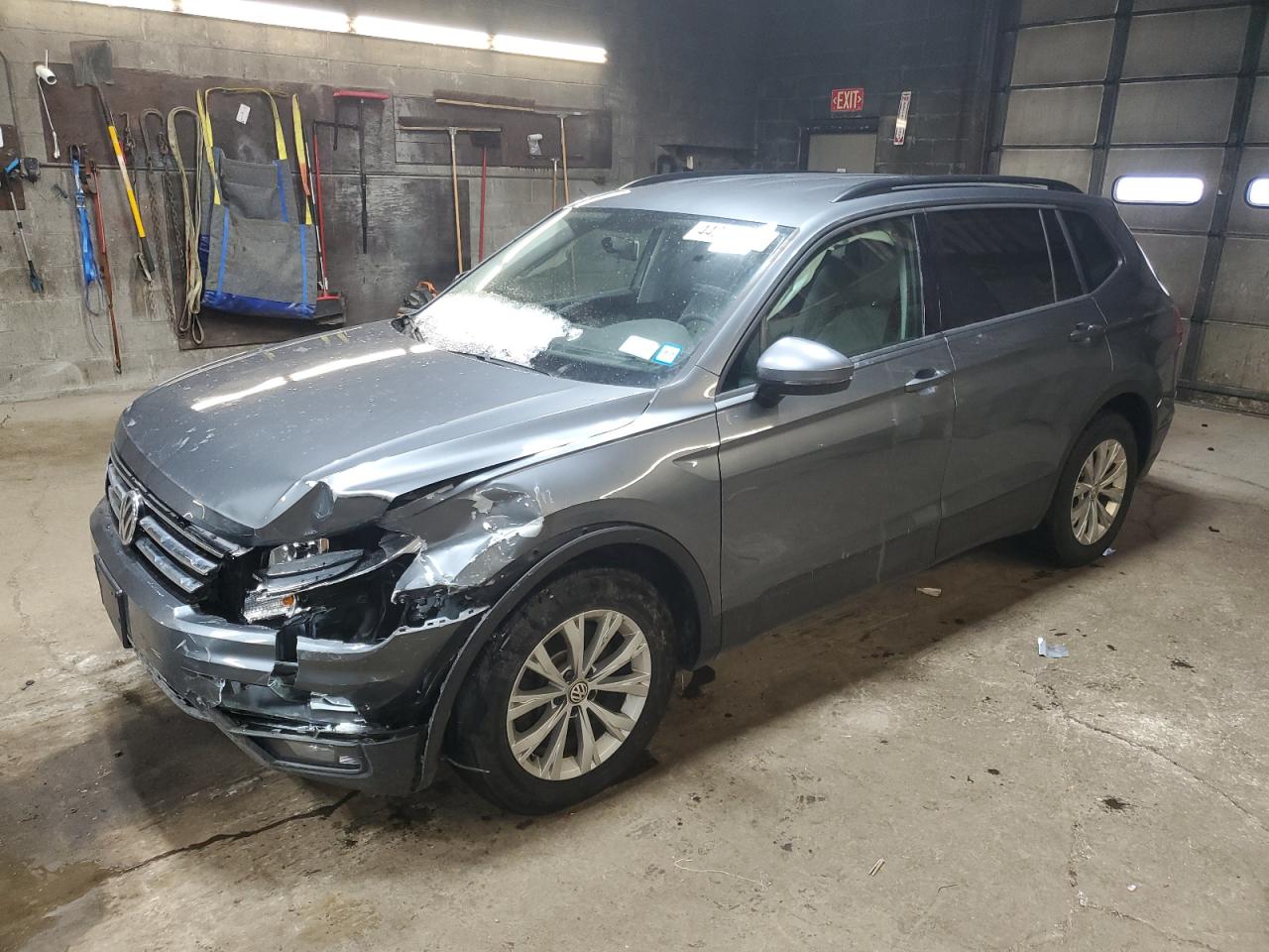 2018 Volkswagen Tiguan - Image 1