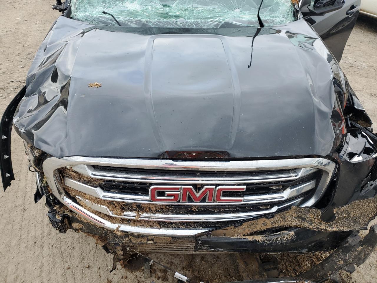 2021 GMC Terrain - Image 12