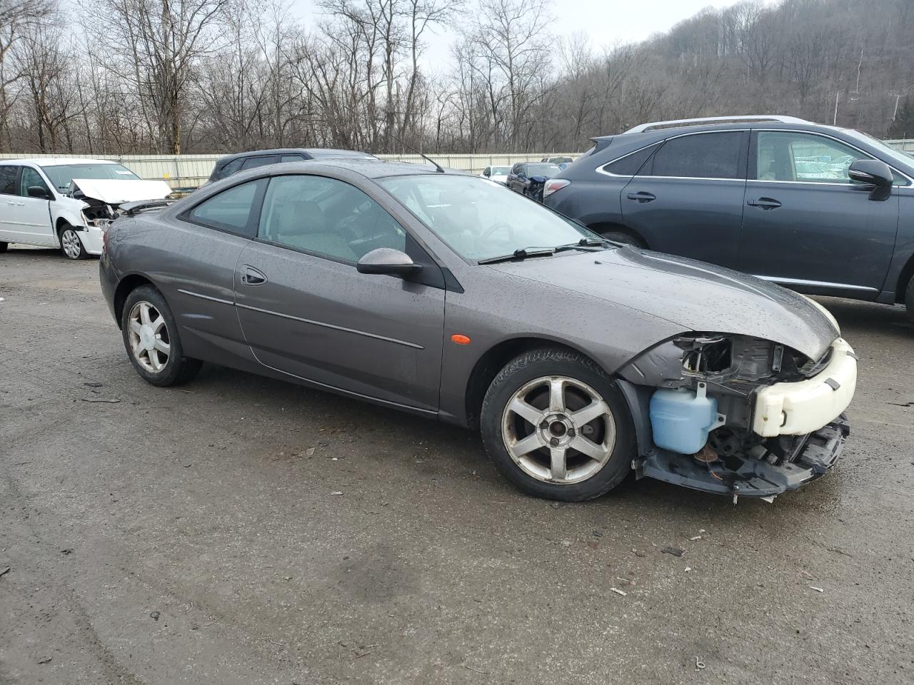 2002 Mercury Cougar - Image 4