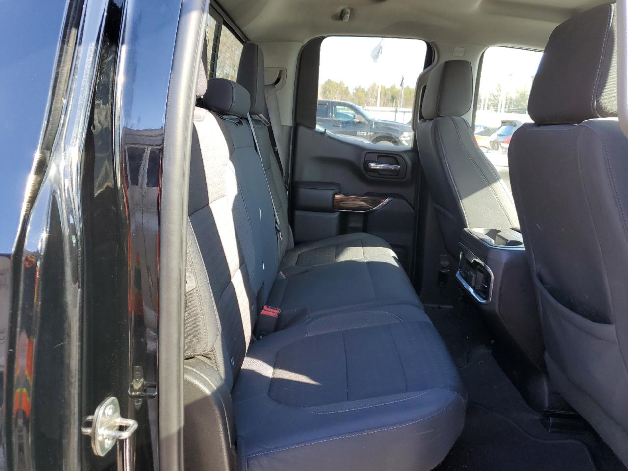 2019 GMC Sierra - Image 10