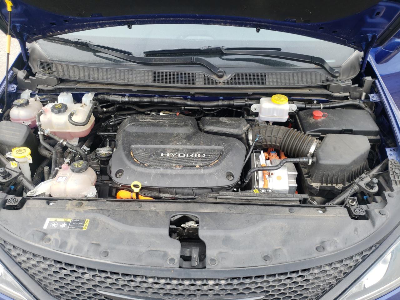 2020 Chrysler Pacifica - Image 12