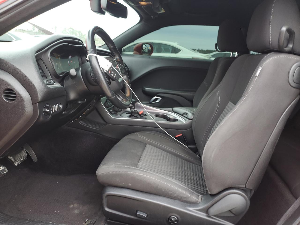 2016 Dodge Challenger - Image 7