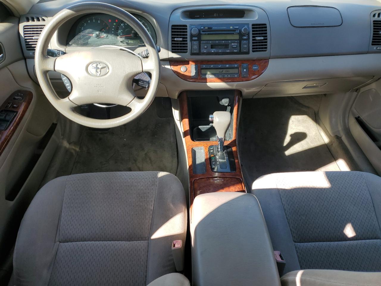 2003 Toyota Camry - Image 8