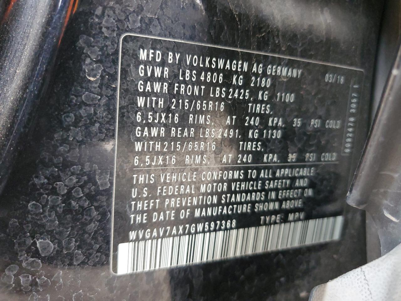 2016 Volkswagen Tiguan - Image 13