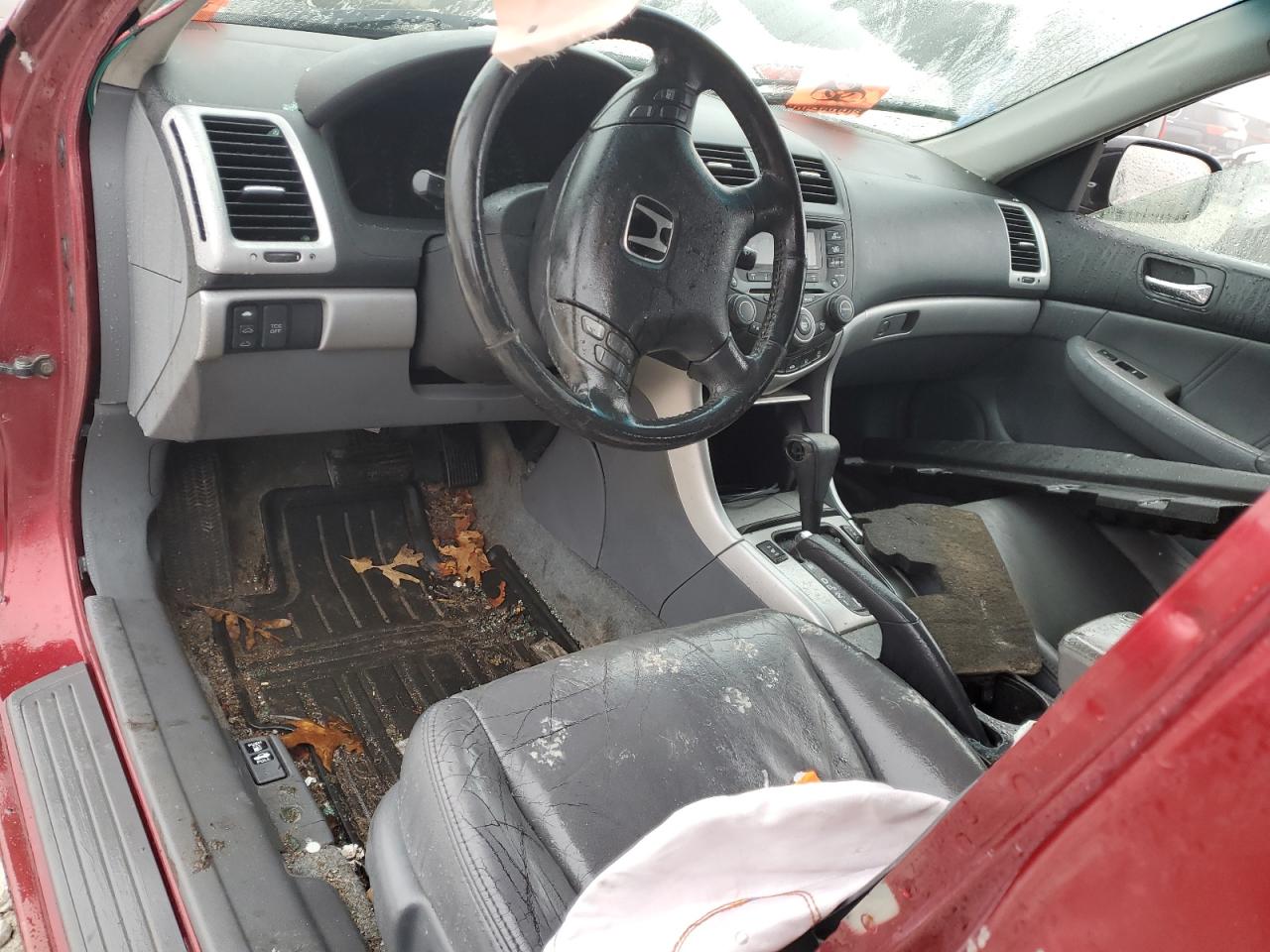 2004 Honda Accord - Image 8