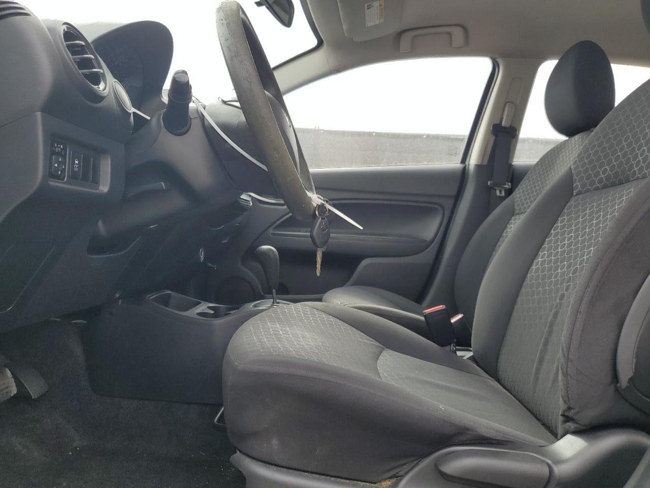 2015 Mitsubishi Mirage - Image 7