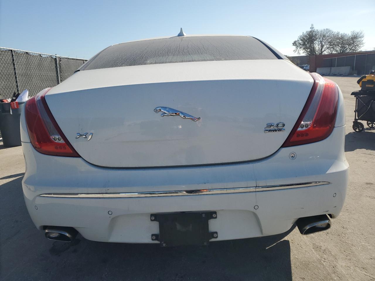 2013 Jaguar XJ - Image 6