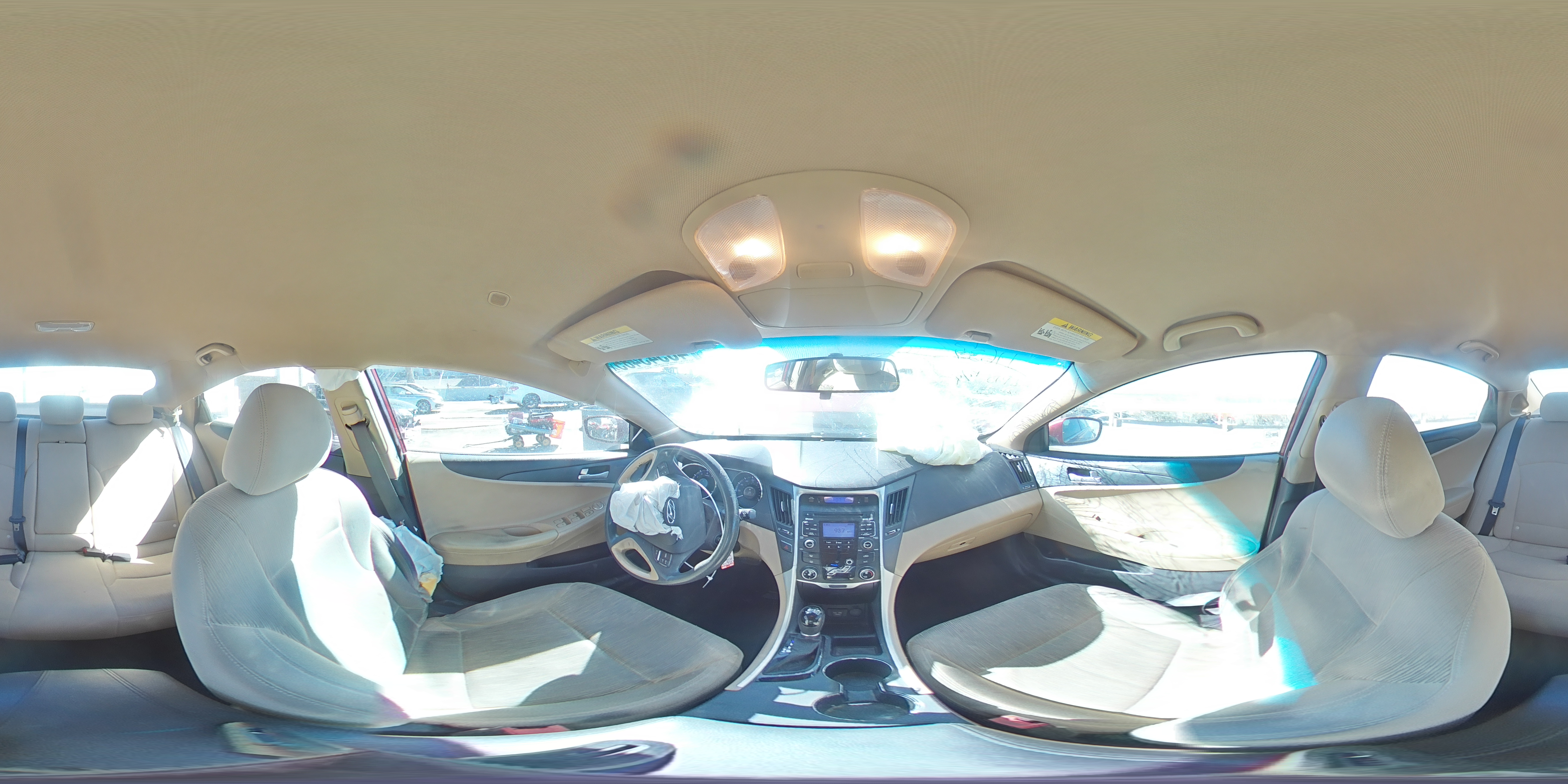 2011 Hyundai Sonata - Image 13