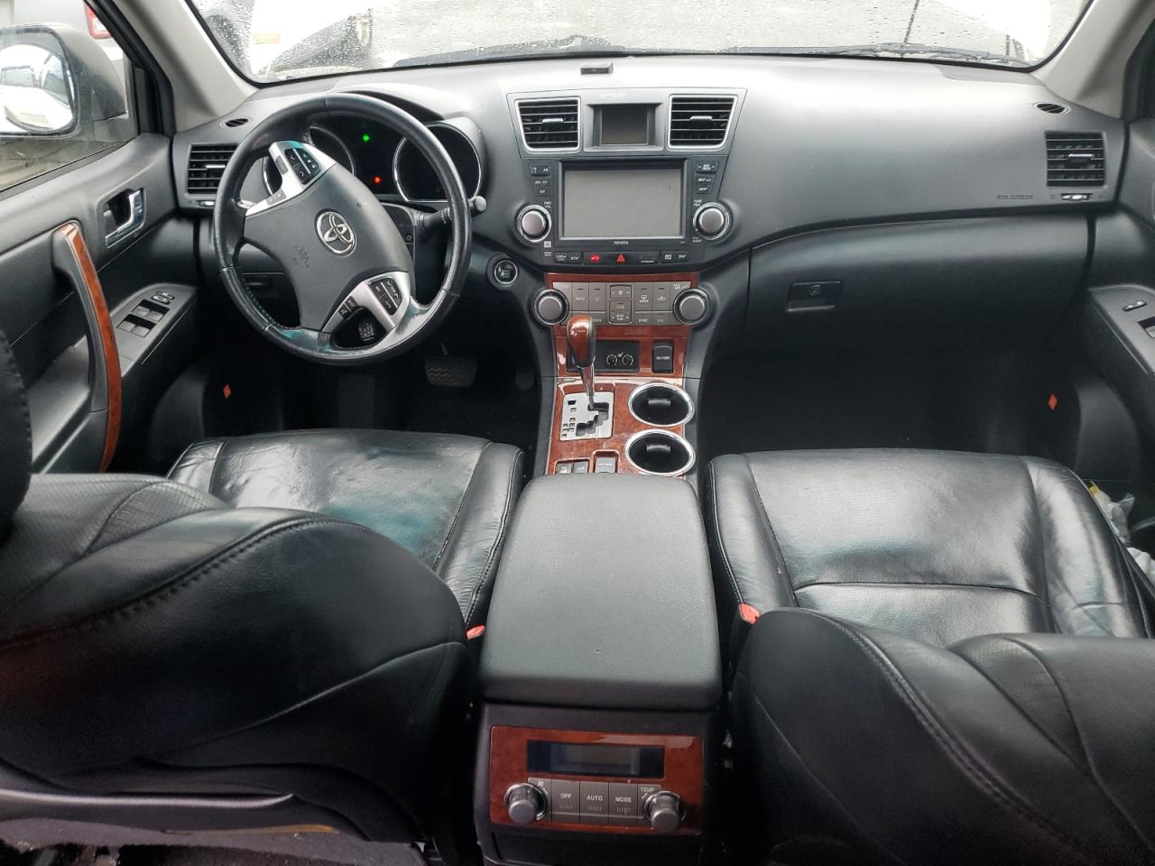 2011 Toyota Highlander - Image 8