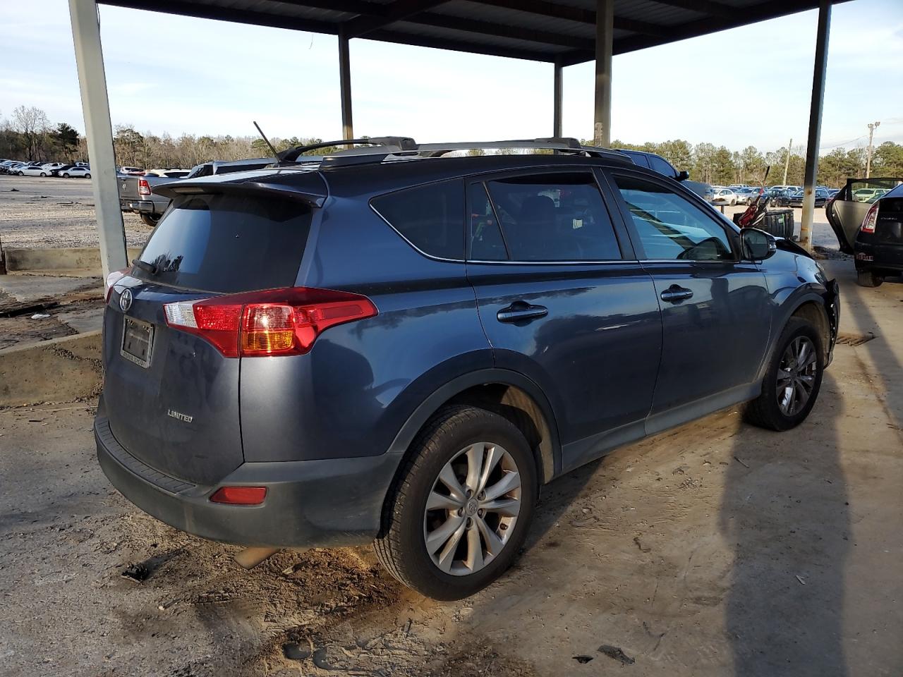 2013 Toyota RAV 4 - Image 3
