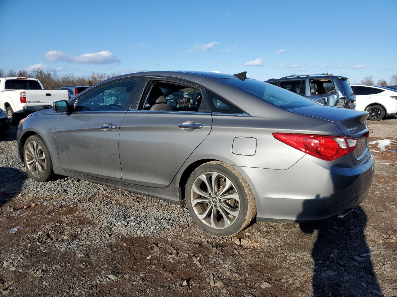 2013 Hyundai Sonata - Image 2