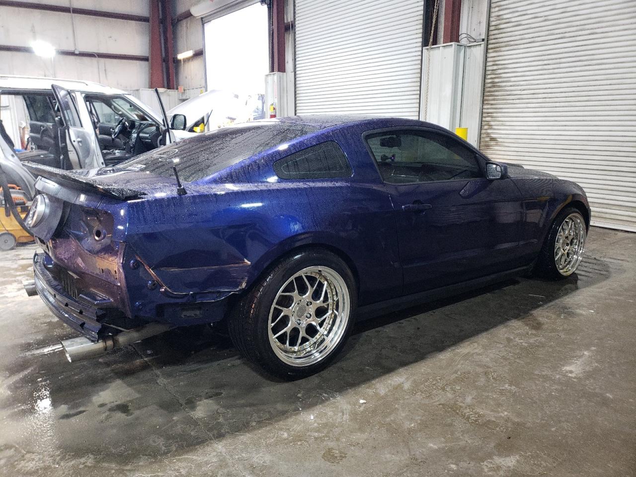 2012 Ford Mustang - Image 3