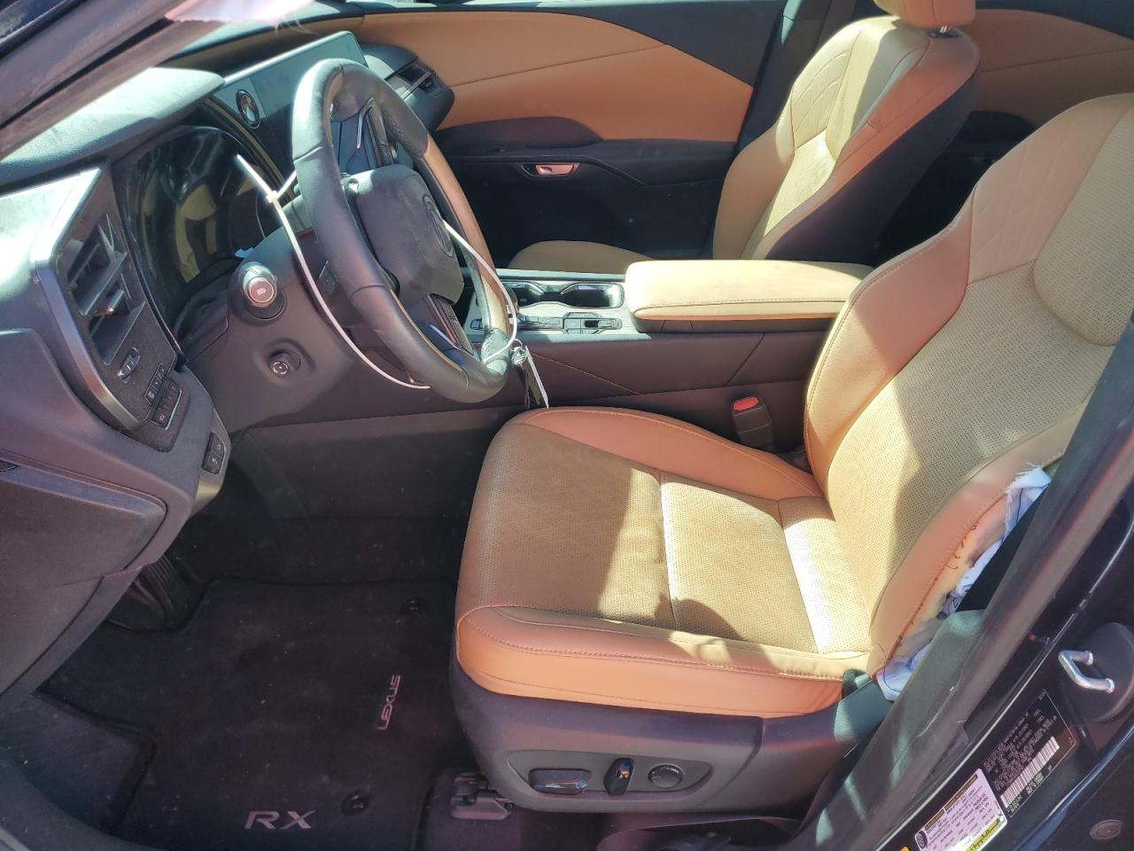 2024 Lexus RX - Image 7