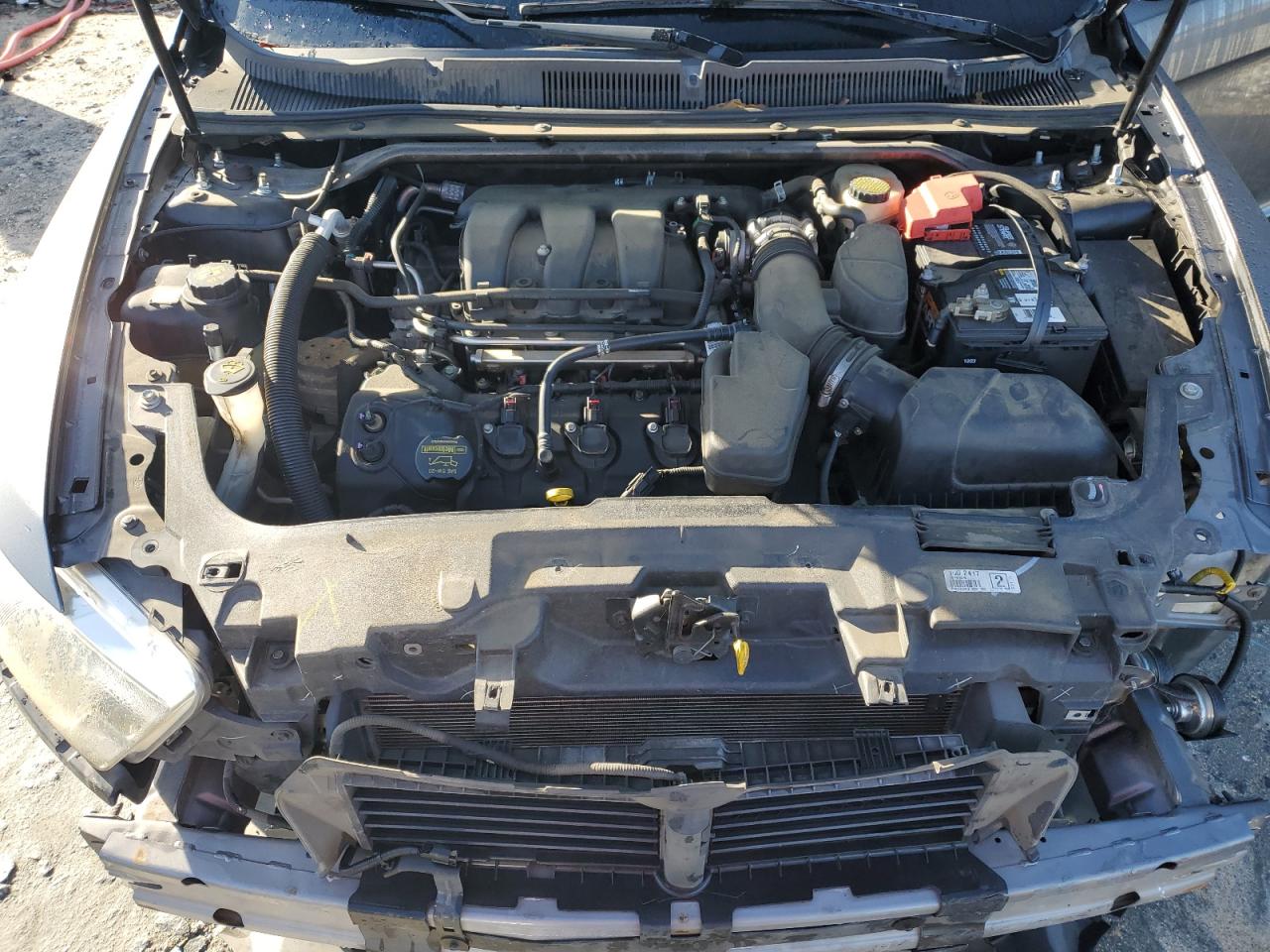 2013 Ford Taurus - Image 11
