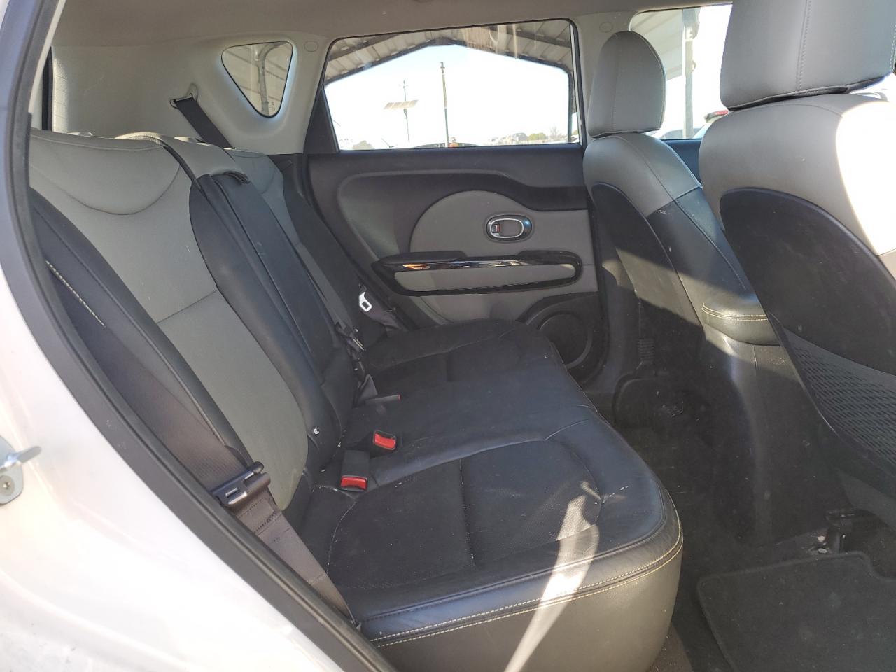 2016 Kia Soul - Image 10