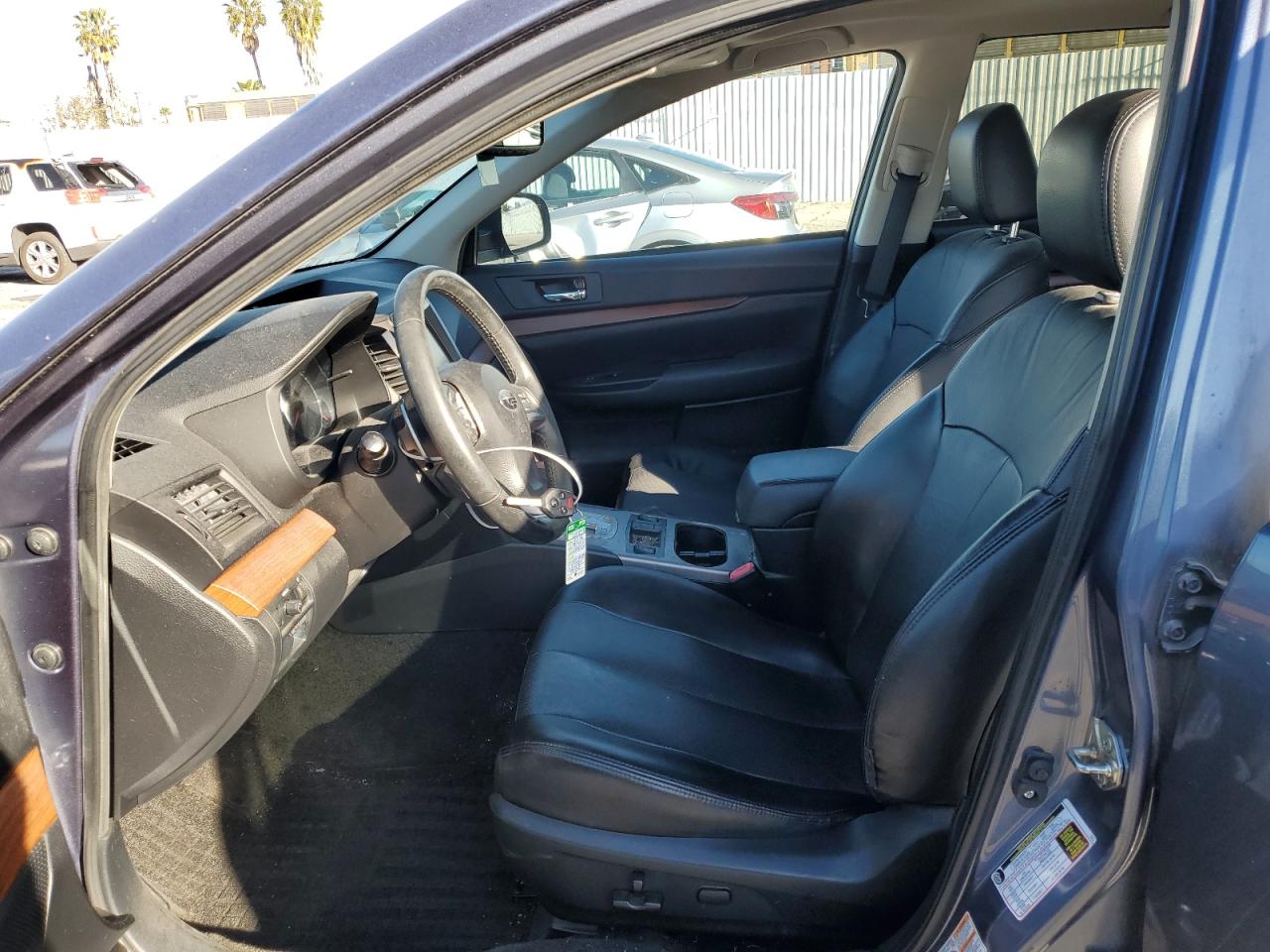 2014 Subaru Outback - Image 7