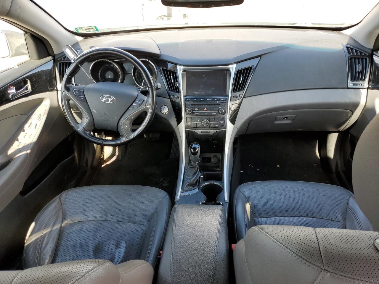 2014 Hyundai Sonata - Image 8