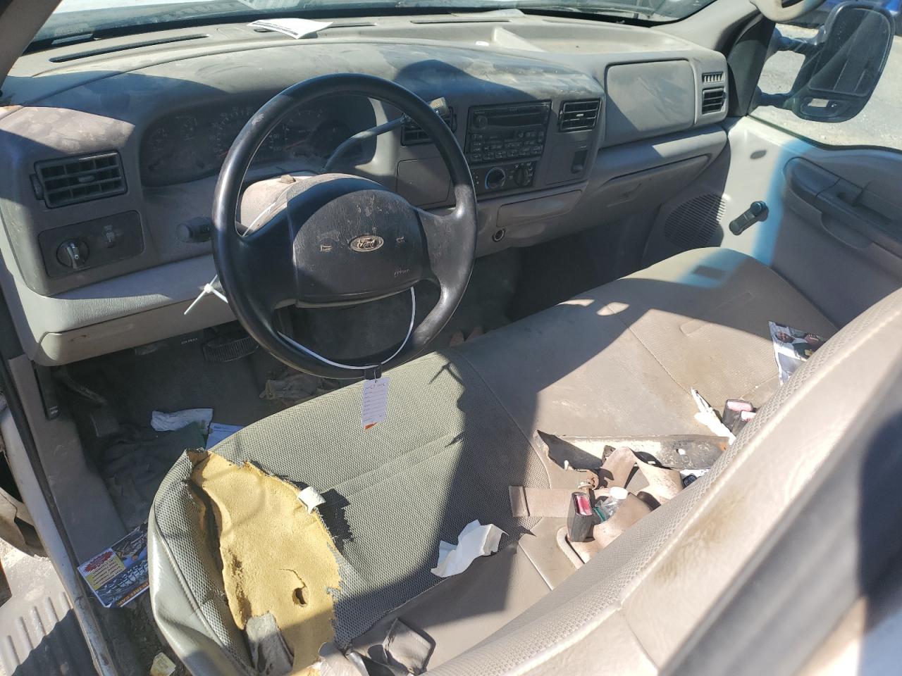 2000 Ford F450 - Image 8
