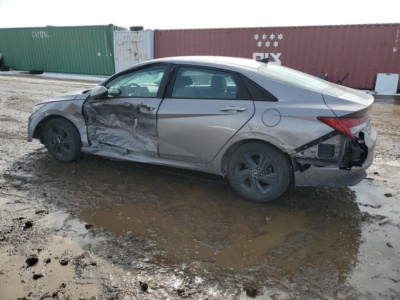 2023 Hyundai Elantra - Image 2