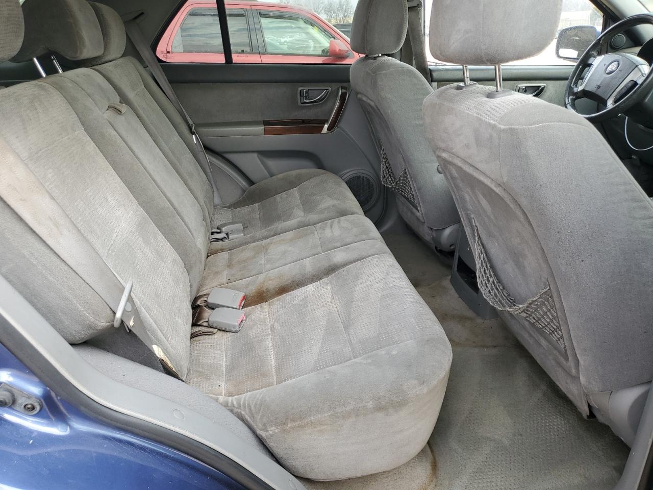 2006 Kia Sorento - Image 11