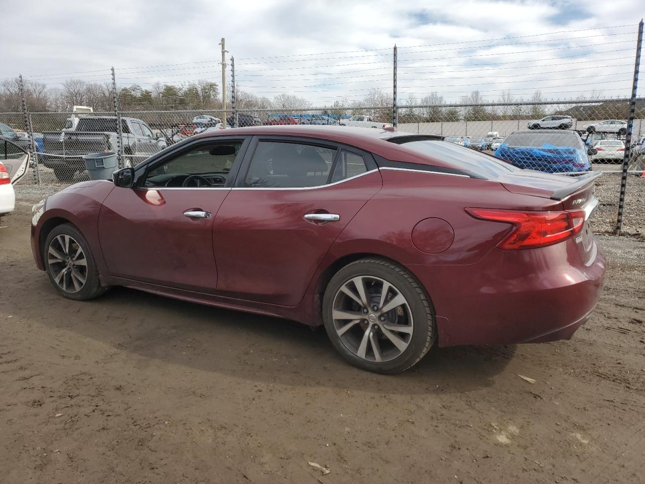 2016 Nissan Maxima - Image 2