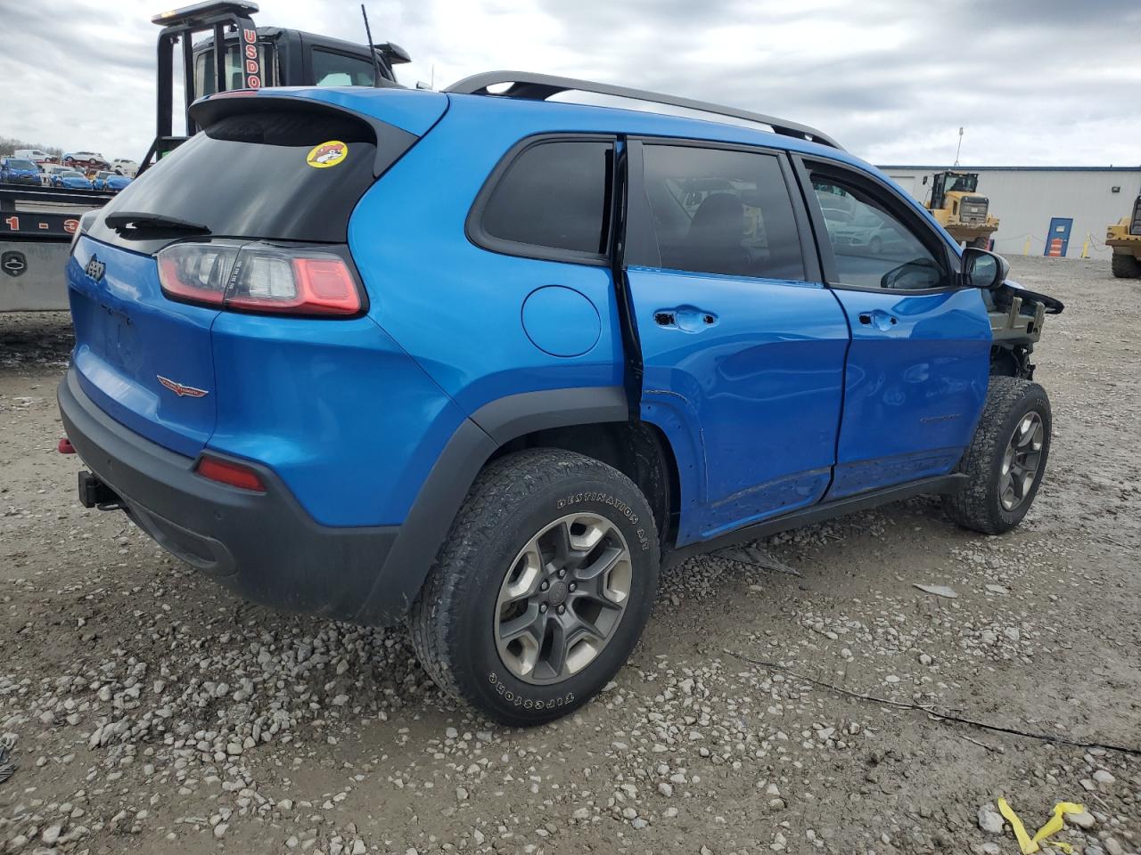 2019 Jeep Cherokee - Image 3