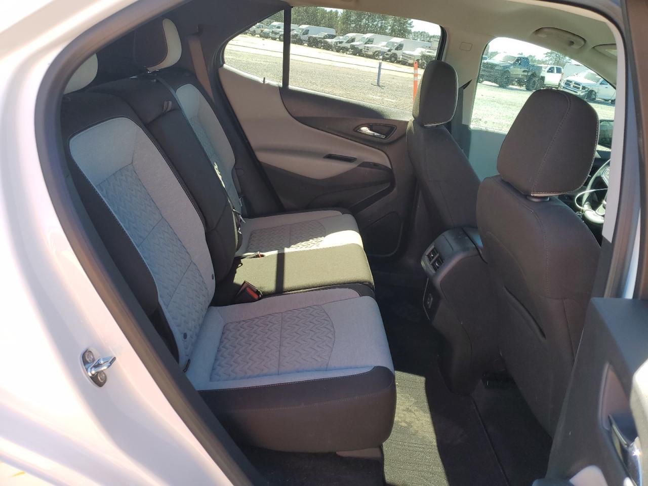 2023 Chevrolet Equinox - Image 11