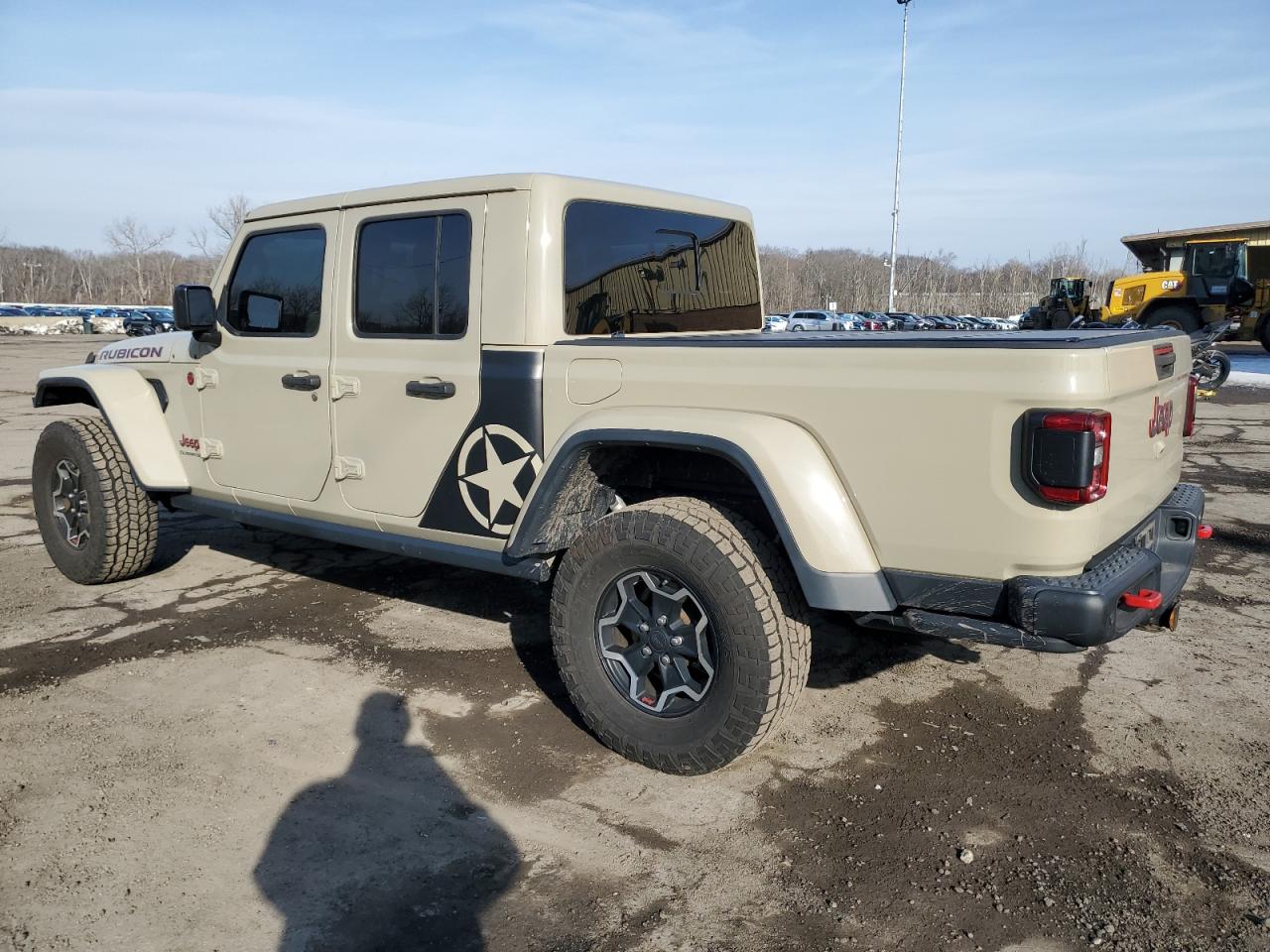 2020 Jeep Gladiator - Image 2