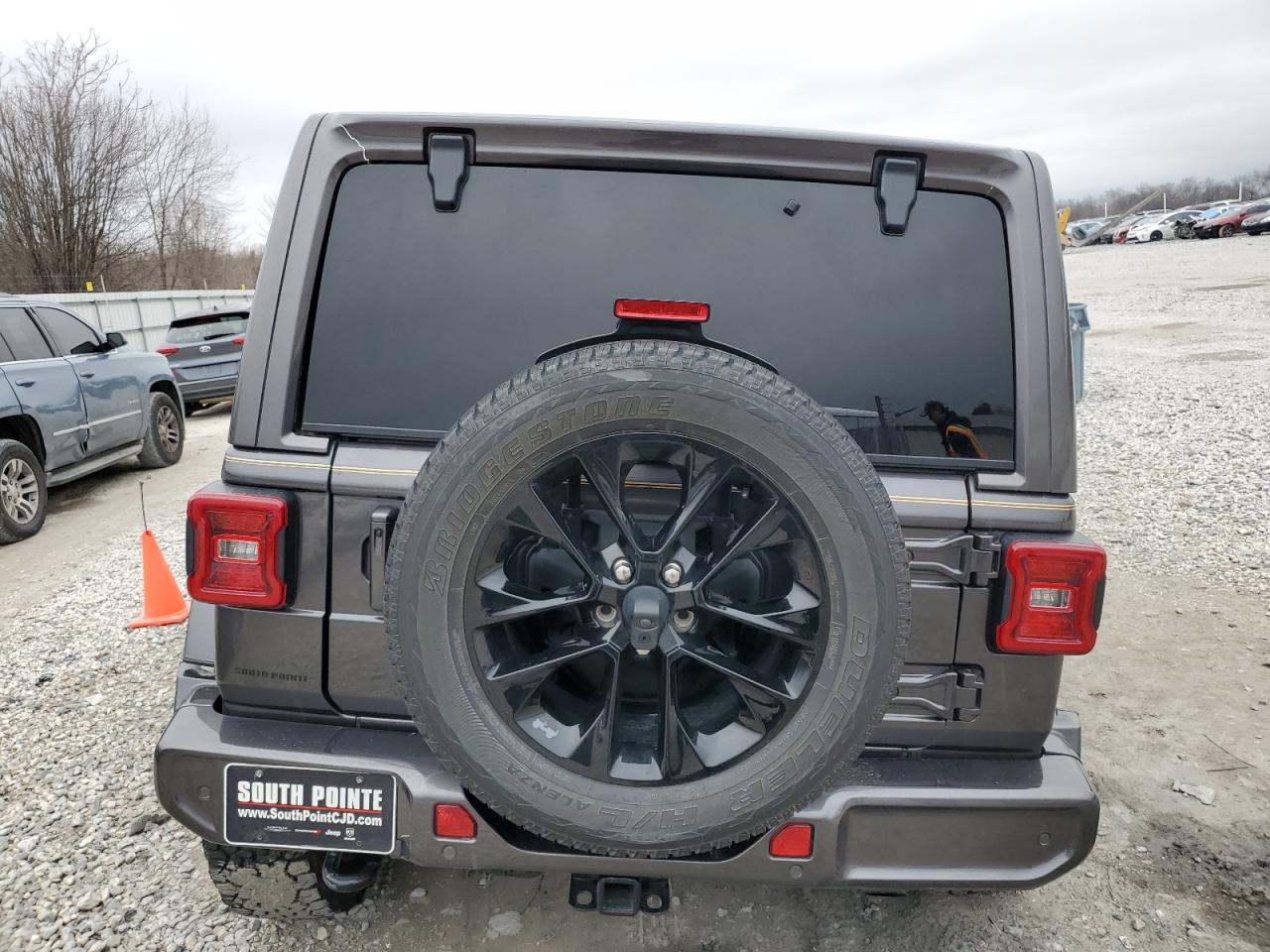 2020 Jeep Wrangler - Image 6