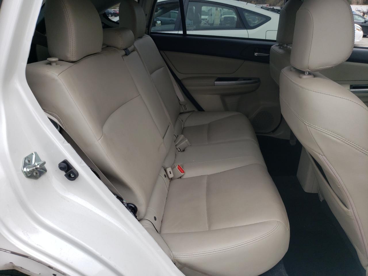 2015 Subaru XV - Image 10