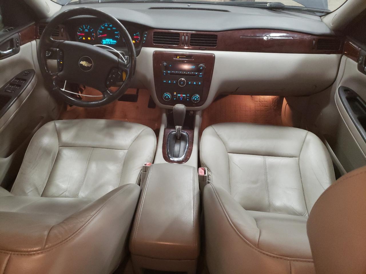 2010 Chevrolet Impala - Image 8