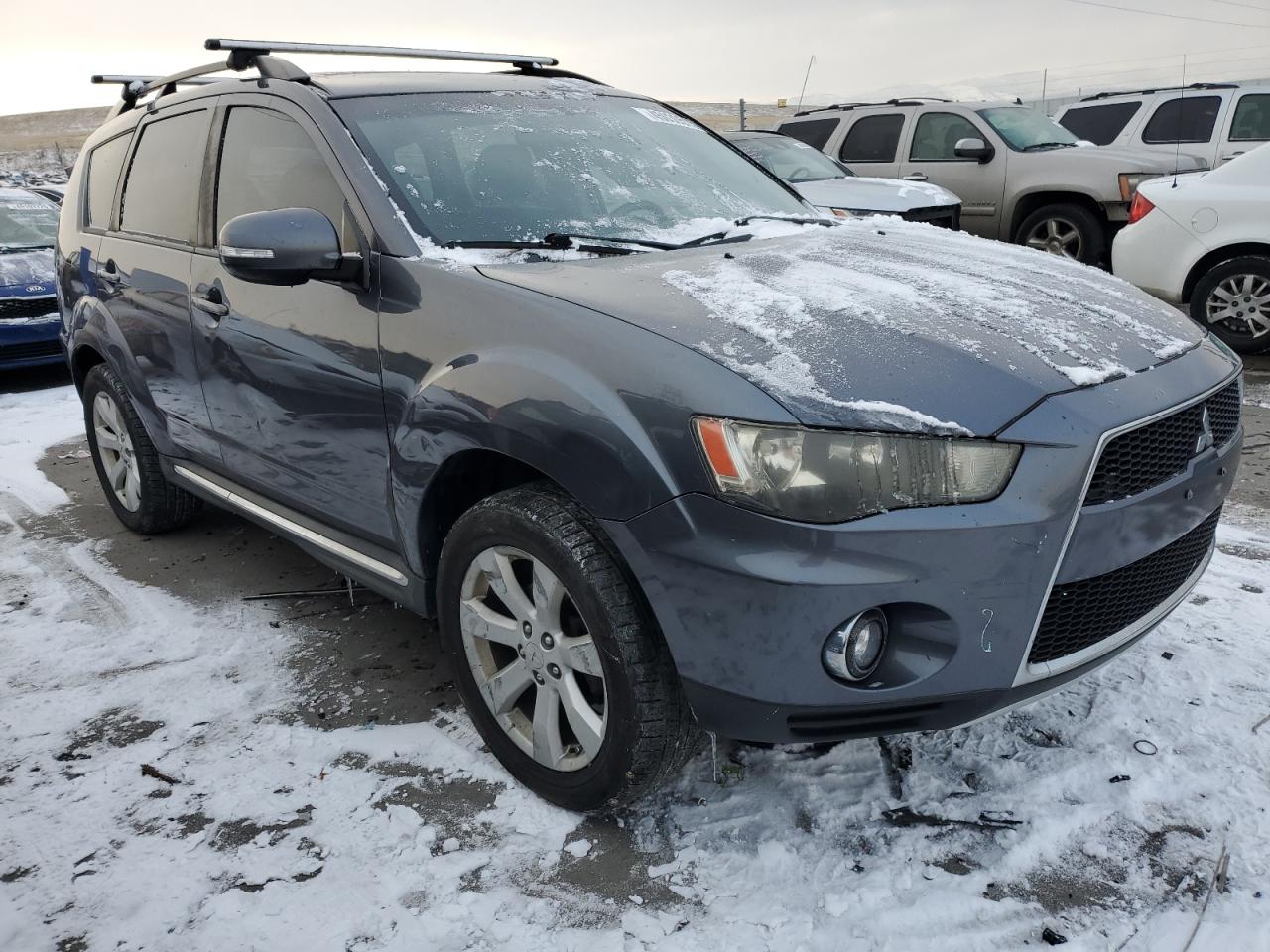 2010 Mitsubishi Outlander - Image 4