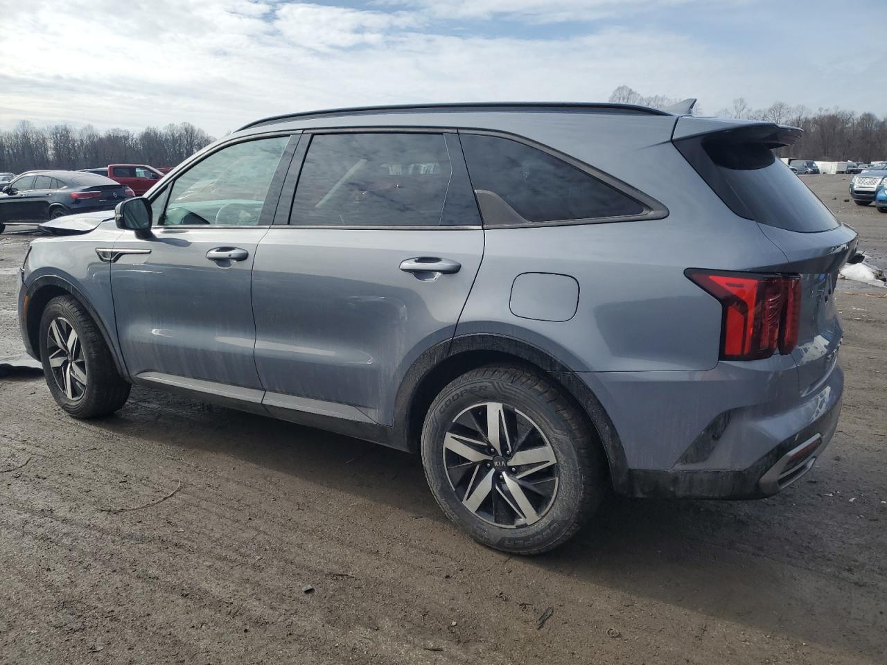 2021 Kia Sorento - Image 2