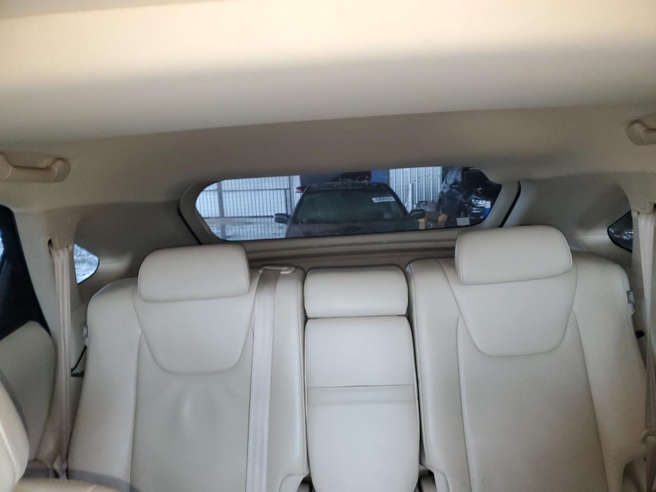 2010 Lexus RX - Image 10