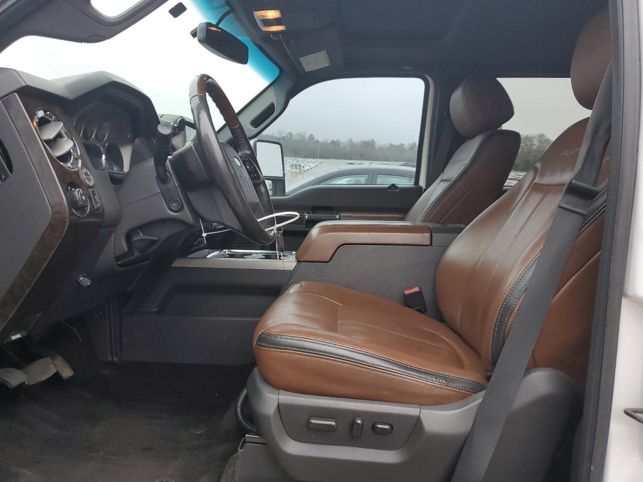 2015 Ford F250 - Image 7