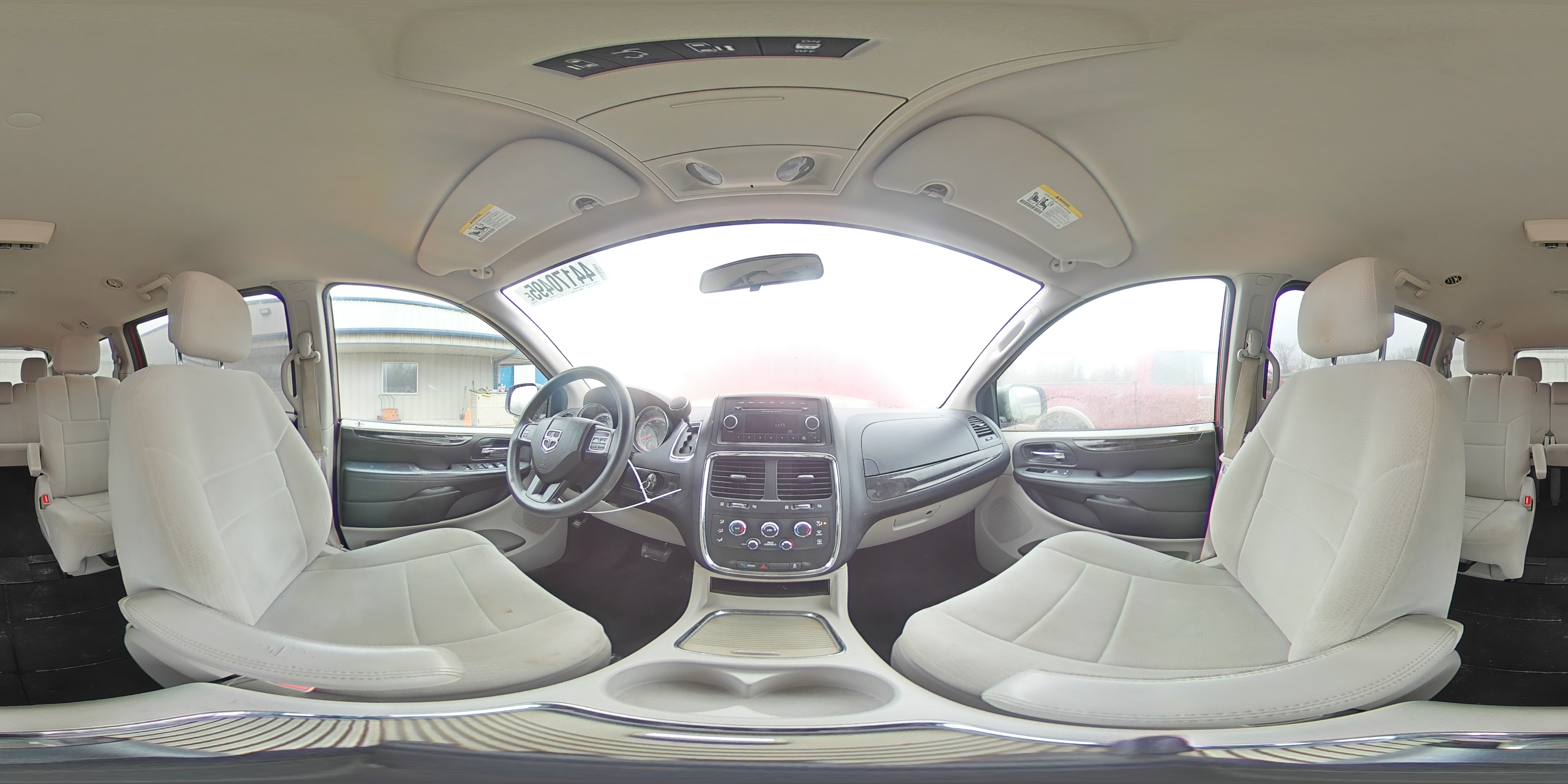 2012 Dodge Caravan - Image 15