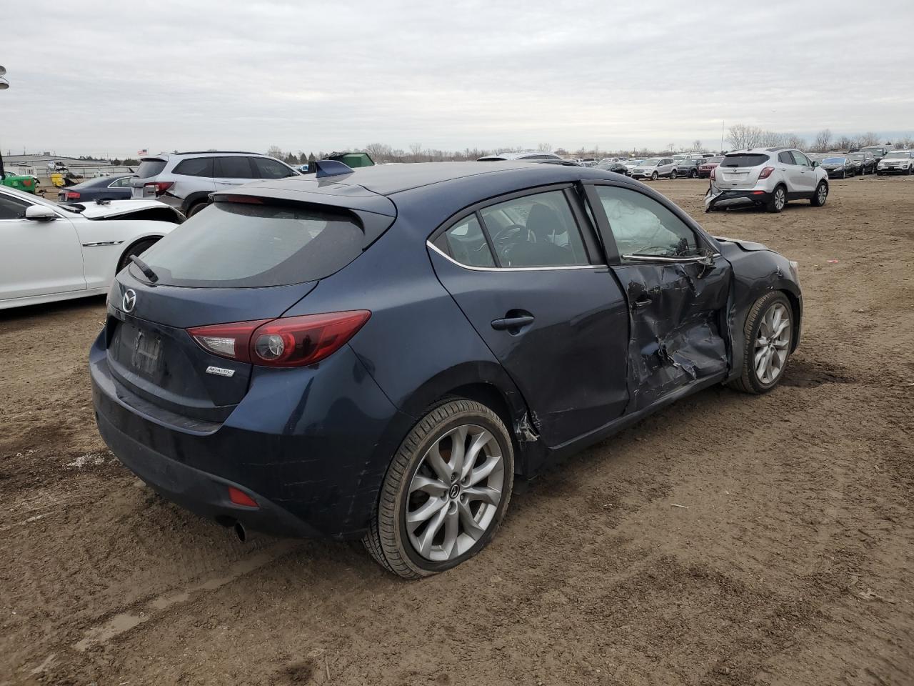 2014 Mazda 3 - Image 3