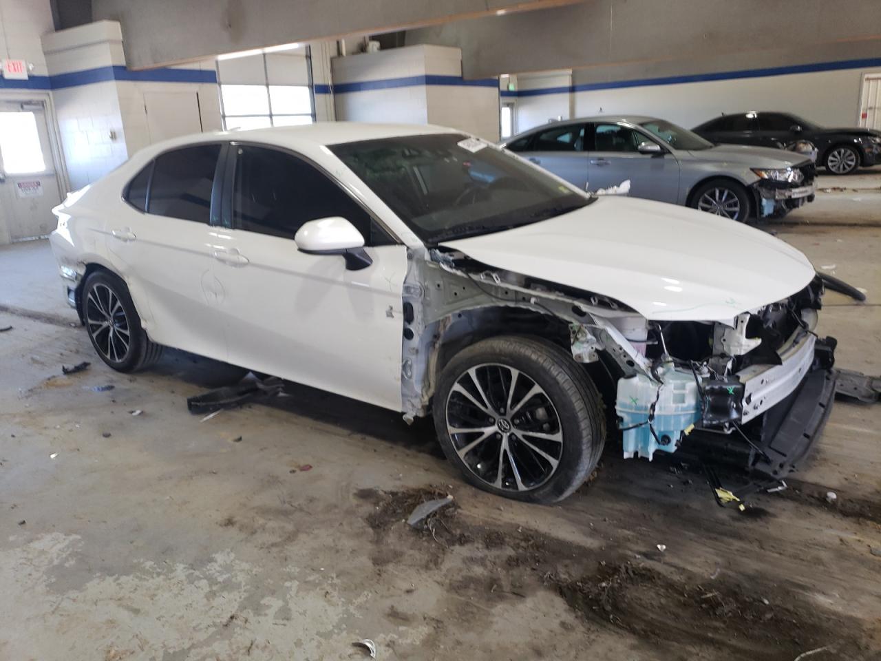 2020 Toyota Camry - Image 4