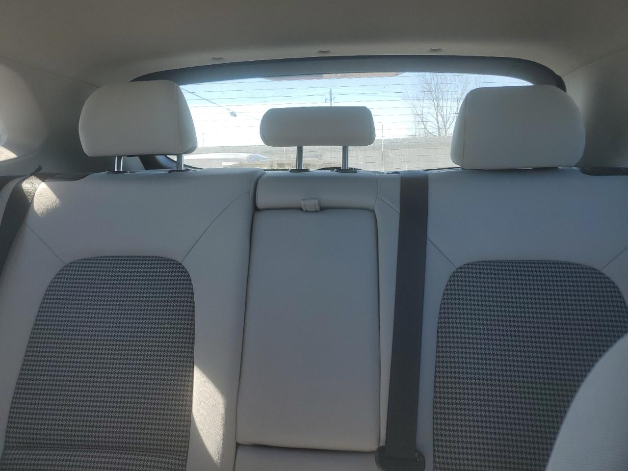 2023 Hyundai Kona - Image 10
