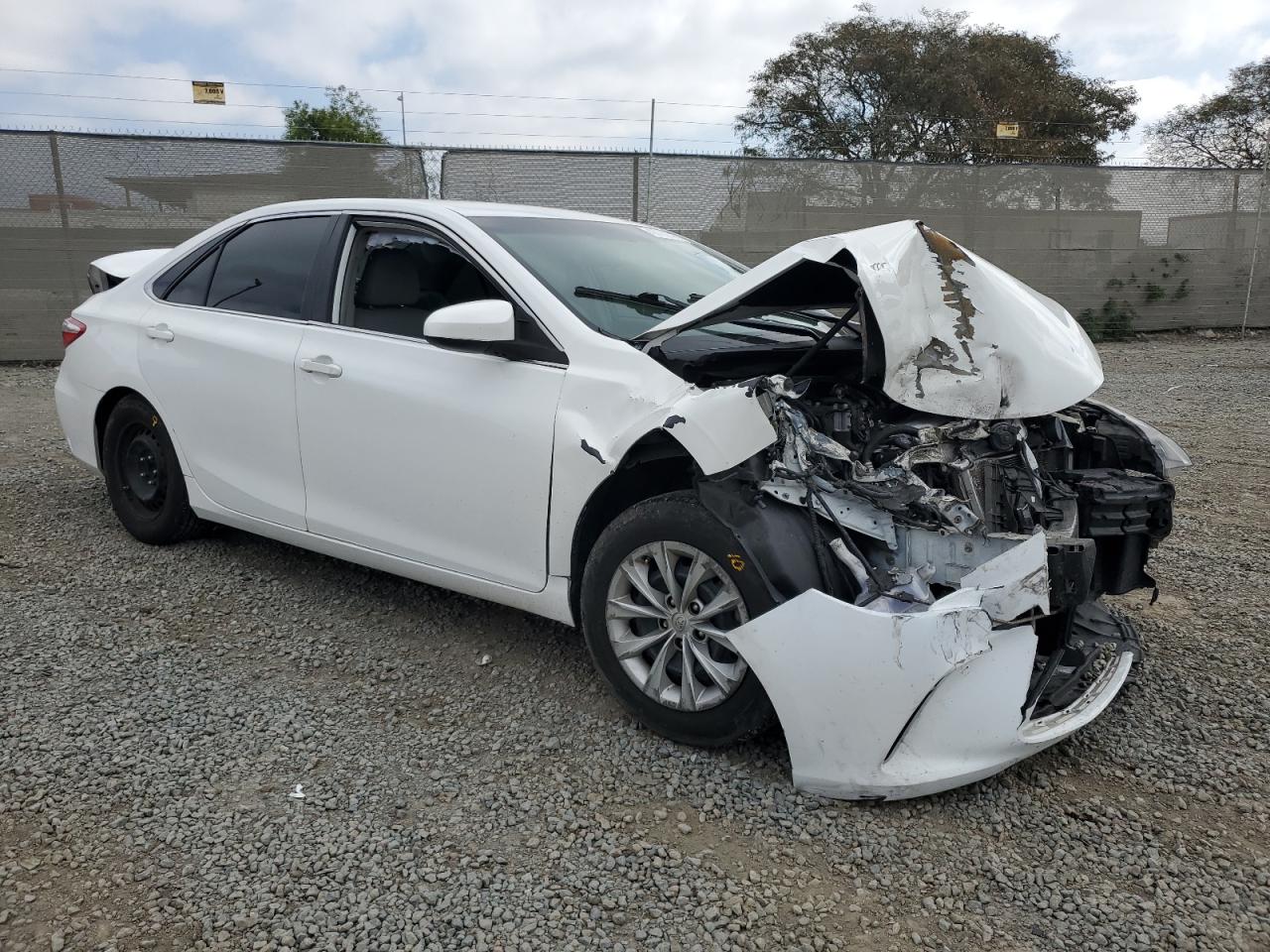 2015 Toyota Camry - Image 4