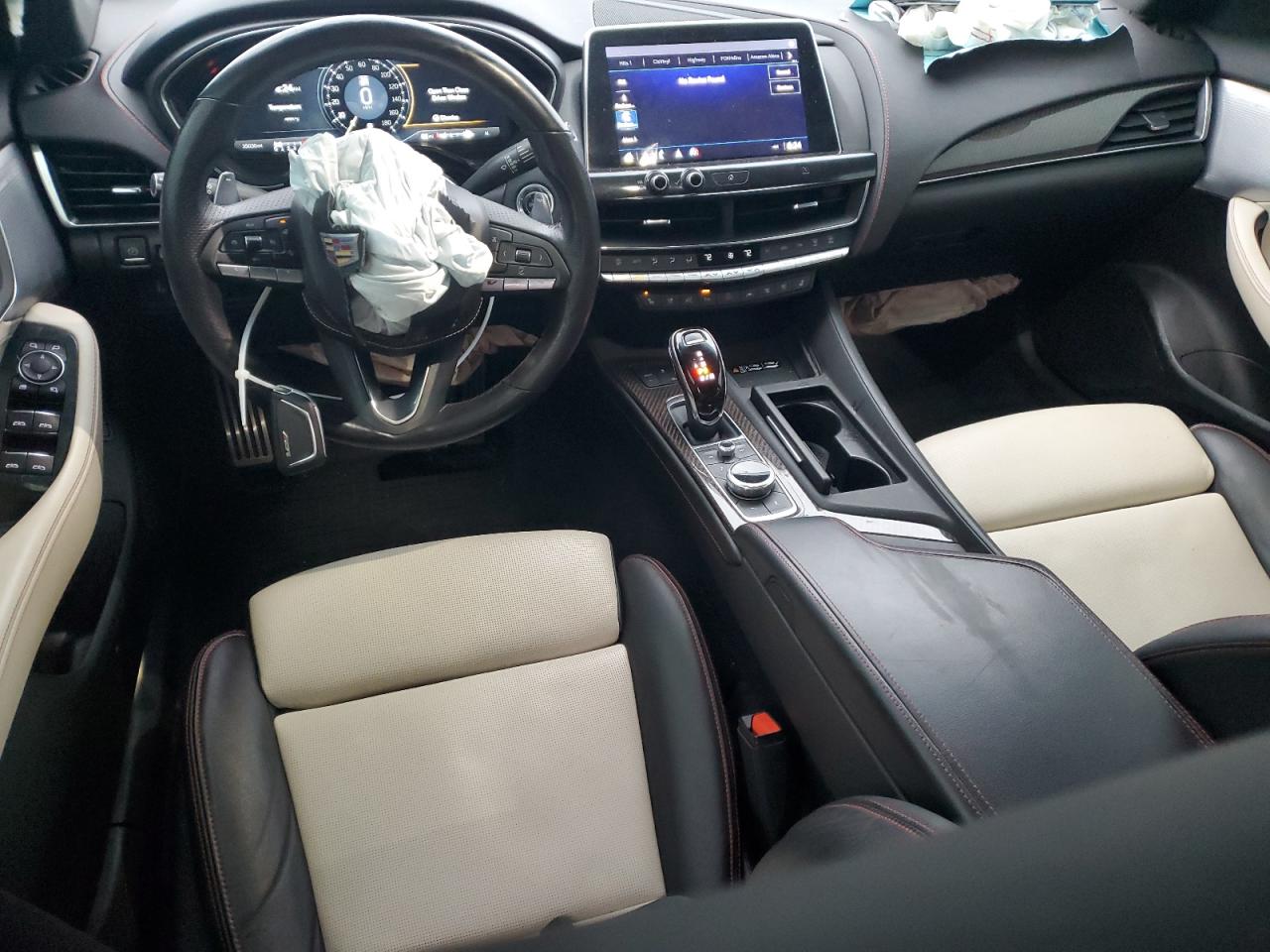 2021 Cadillac CT5 - Image 8